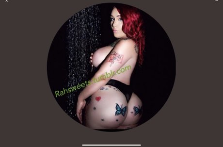 Foto di nudo di fuga di OnlyFans di Rahsweets