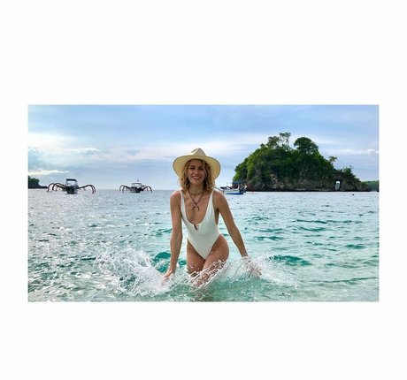 Shantel Vansanten