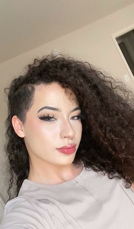 Curly Exotic