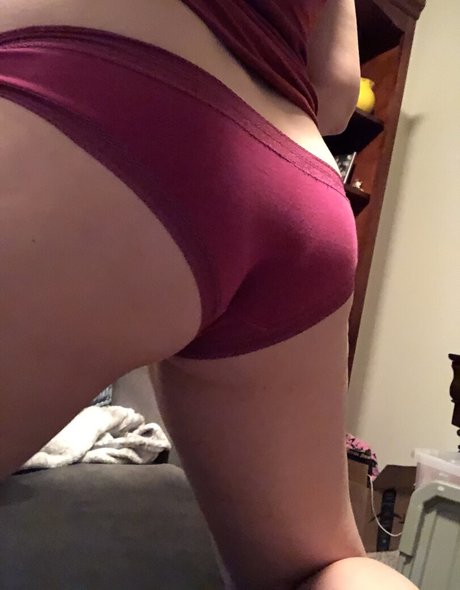 Foto di nudo di fuga di OnlyFans di Beardsittingtx