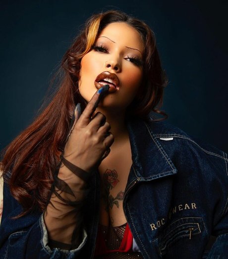 Maxine Ashley