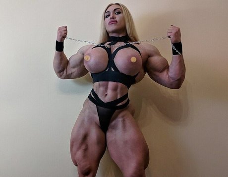Foto di nudo di fuga di OnlyFans di Nataliya Amazonka