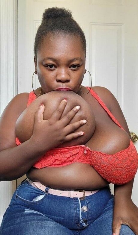 Foto di nudo di fuga di OnlyFans di Chocolatebeauty