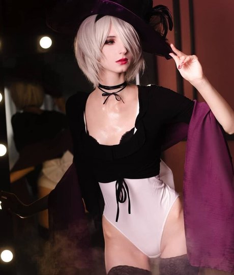 Foto di nudo di fuga di OnlyFans di Holly White