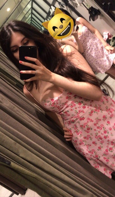 Foto di nudo di fuga di OnlyFans di Ilamie