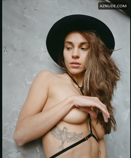 Foto di nudo di fuga di OnlyFans di Ekaterina Klein