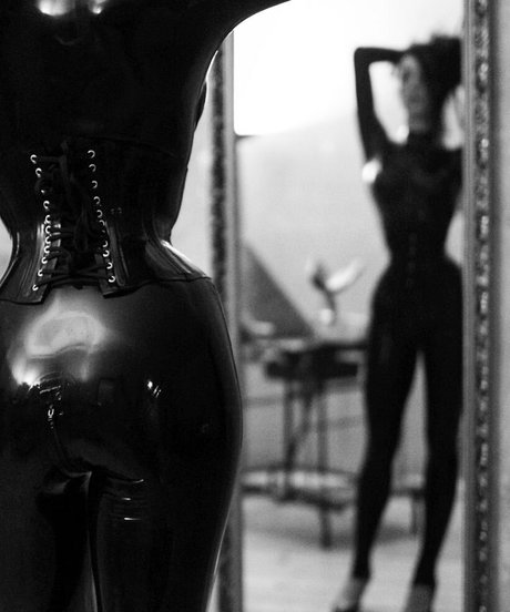 Foto di nudo di fuga di OnlyFans di Lady Mephista