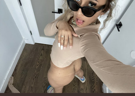 Foto di nudo di fuga di OnlyFans di Bvncaa