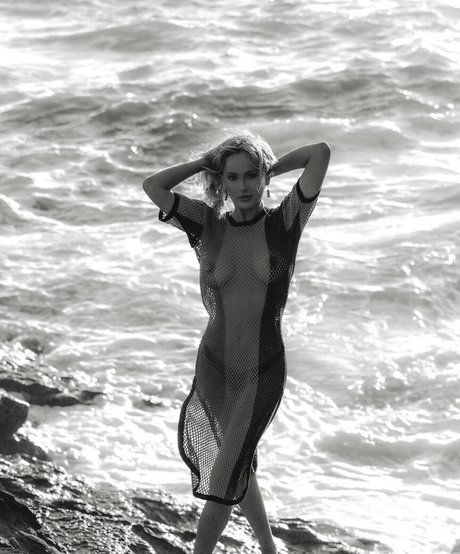 Foto di nudo di fuga di OnlyFans di Anya Nicolodi