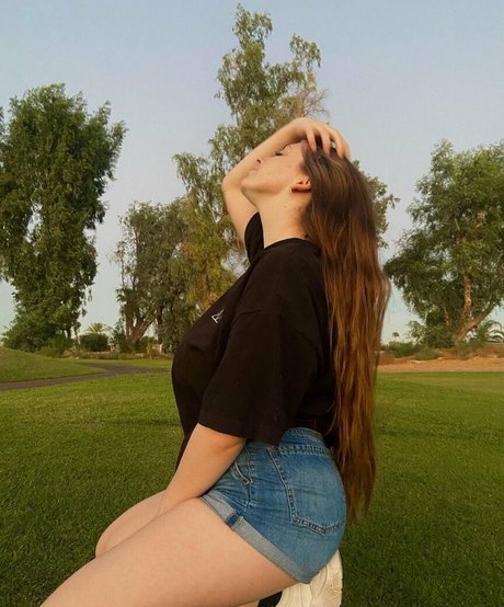 Foto di nudo di fuga di OnlyFans di Lily Patrick