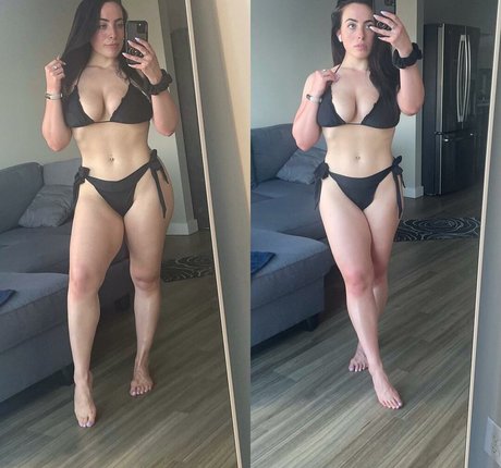 Foto di nudo di fuga di OnlyFans di Sydney Martichuski