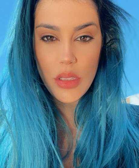 Foto di nudo di fuga di OnlyFans di Deia Cassali