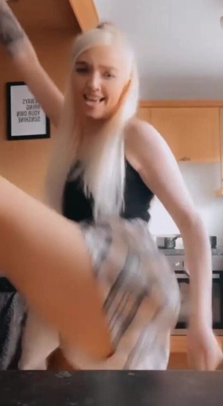 Foto di nudo di fuga di OnlyFans di Jaade Marie Stead