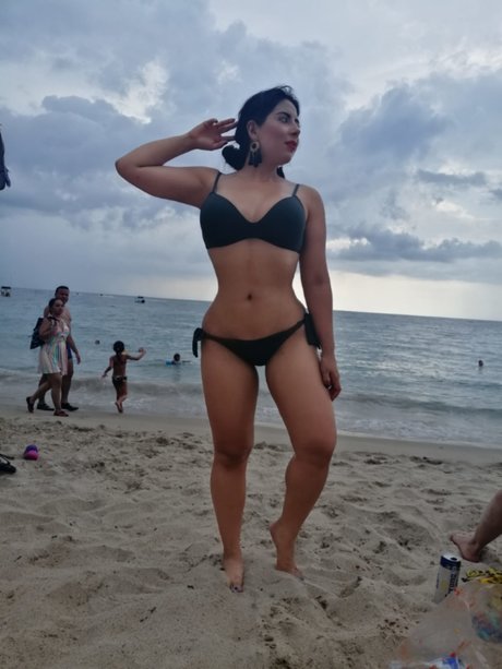 Foto di nudo di fuga di OnlyFans di Elda De La Torre