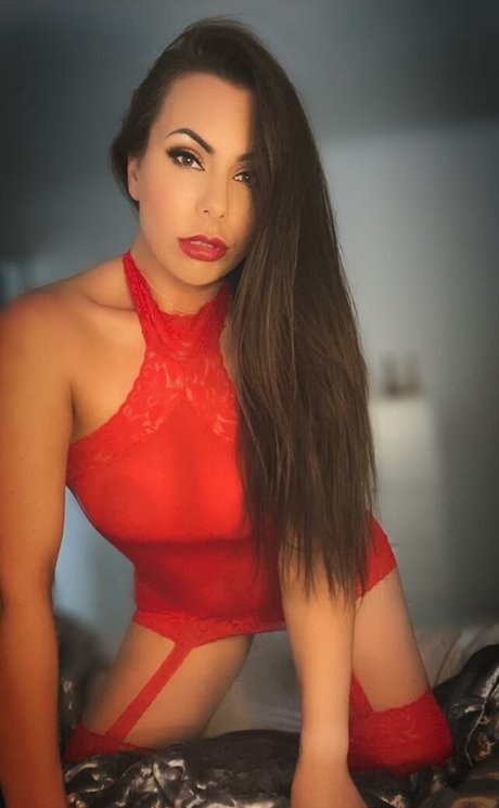 Foto di nudo di fuga di OnlyFans di Itsemzz89