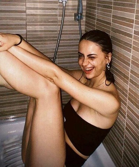 Foto di nudo di fuga di OnlyFans di Sfacelo