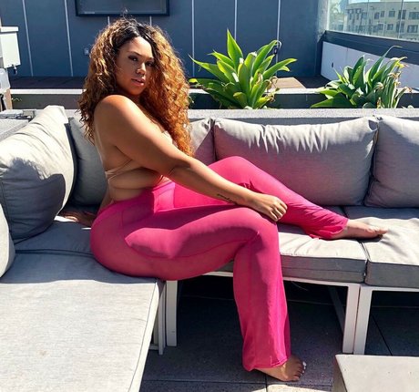 Foto di nudo di fuga di OnlyFans di Alexus Danisha