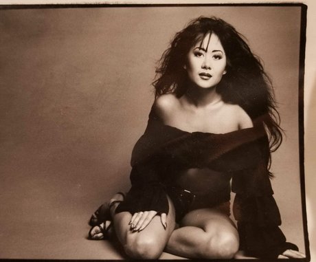 Foto di nudo di fuga di OnlyFans di Asia Carrera