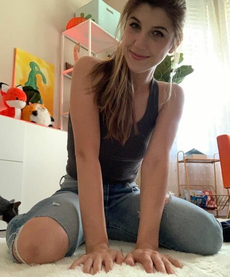 Asmr Frivolousfox