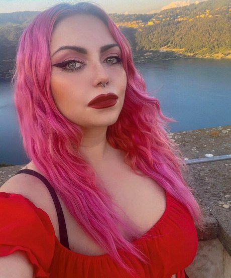 Foto di nudo di fuga di OnlyFans di Anna Manna