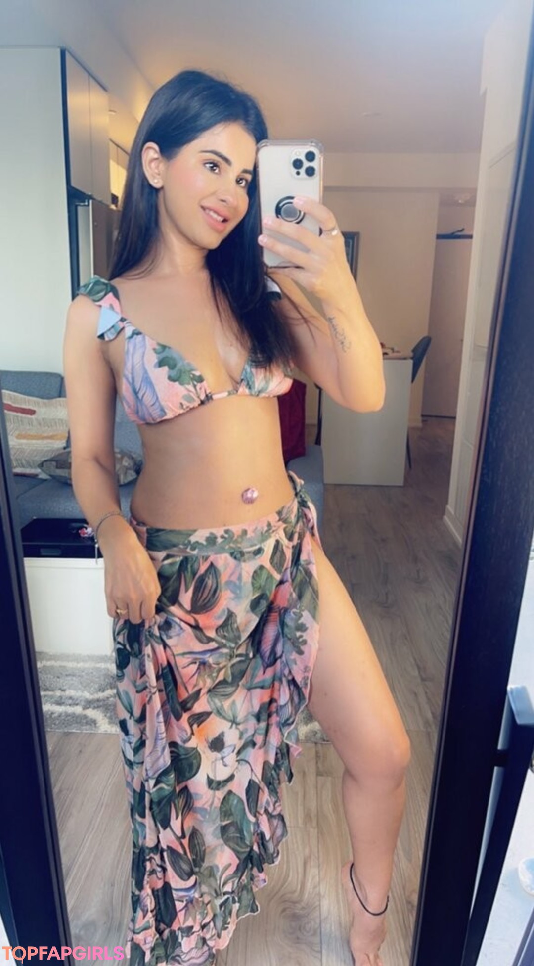 Foto di nudo di fuga di OnlyFans di Meetii Kalher #1300