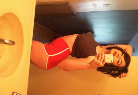 Foto di nudo di fuga di OnlyFans di Marsupialmami