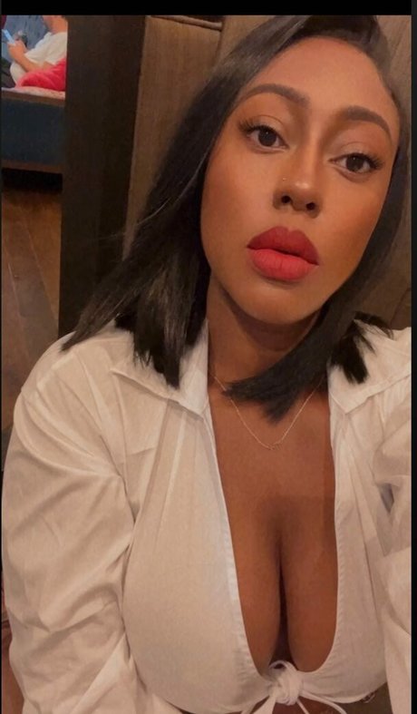 Foto di nudo di fuga di OnlyFans di Milagrogramz