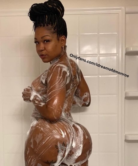 Diamond Monroe