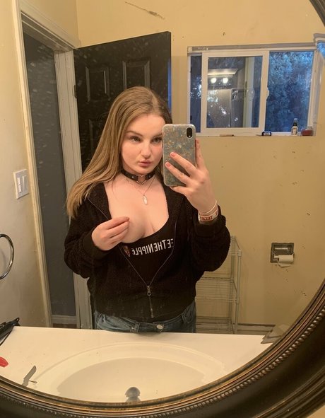 Eliza Eves