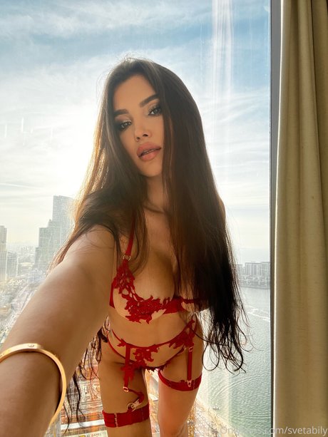 Foto di nudo di fuga di OnlyFans di Sveta Bilyalova