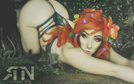 Deanna Davis