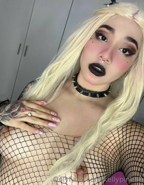 Foto di nudo di fuga di OnlyFans di Kellypink18