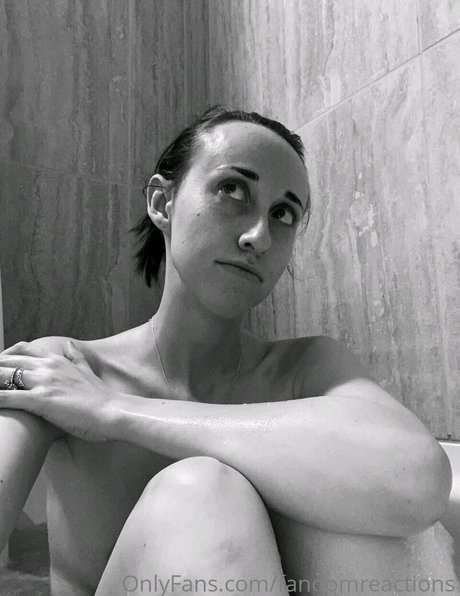 Foto di nudo di fuga di OnlyFans di Fandomreactions