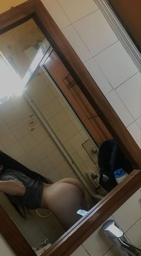 Foto di nudo di fuga di OnlyFans di Rebecayael