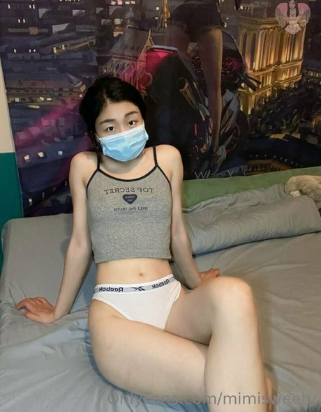 Foto di nudo di fuga di OnlyFans di Mimisweety