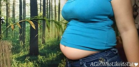 Agirlwholikestoeat