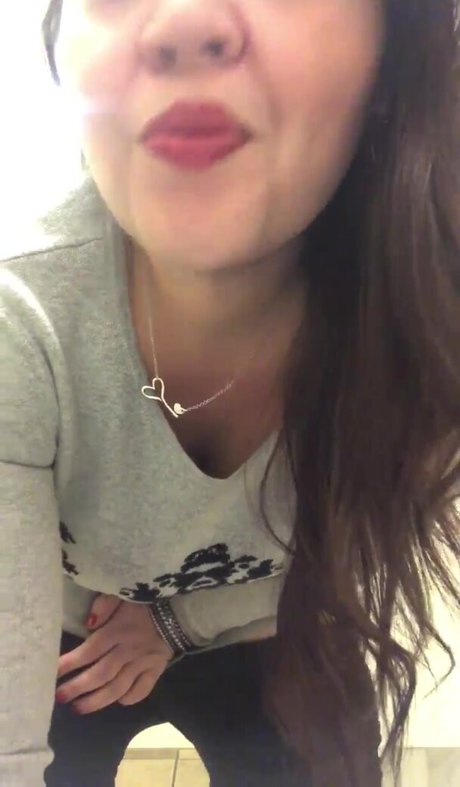 Foto di nudo di fuga di OnlyFans di Miss Starry