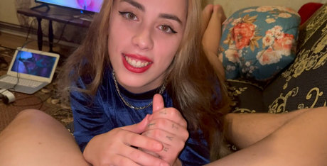 Foto di nudo di fuga di OnlyFans di Raxxxbit
