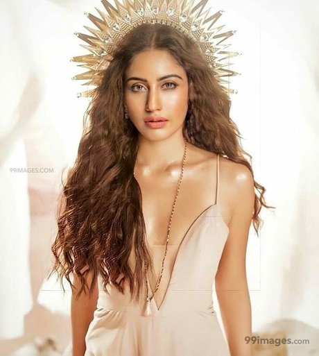 Surbhi Chandna