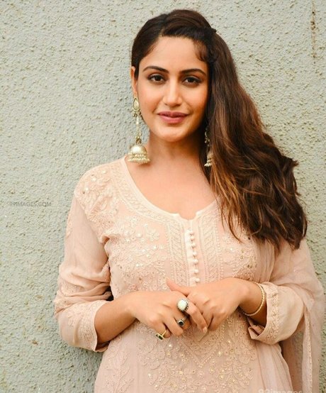 Surbhi Chandna