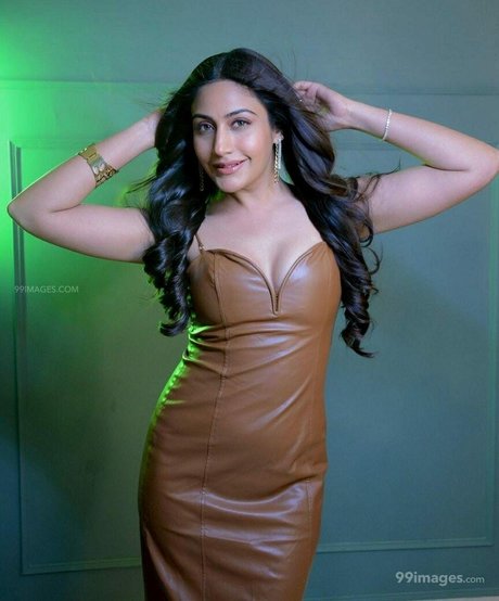 Surbhi Chandna