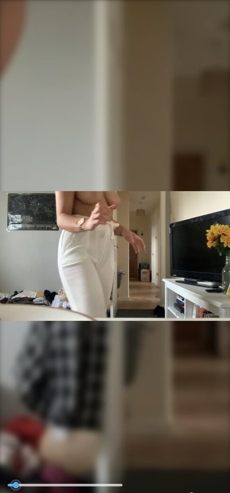 Foto di nudo di fuga di OnlyFans di Peach100