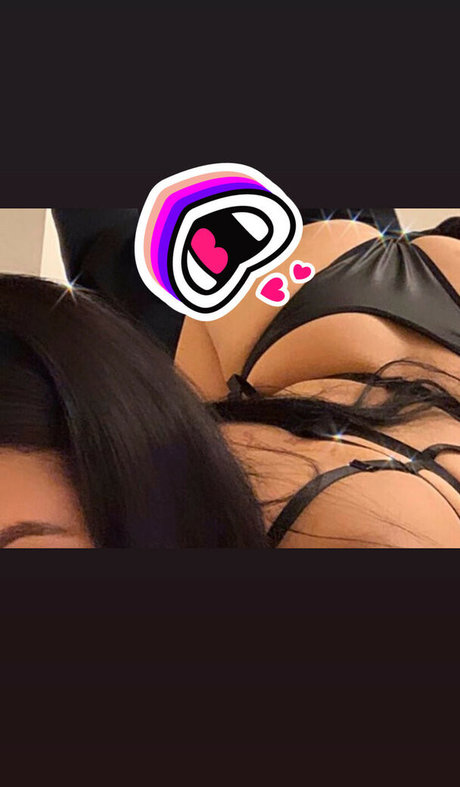 Foto di nudo di fuga di OnlyFans di Hediorher