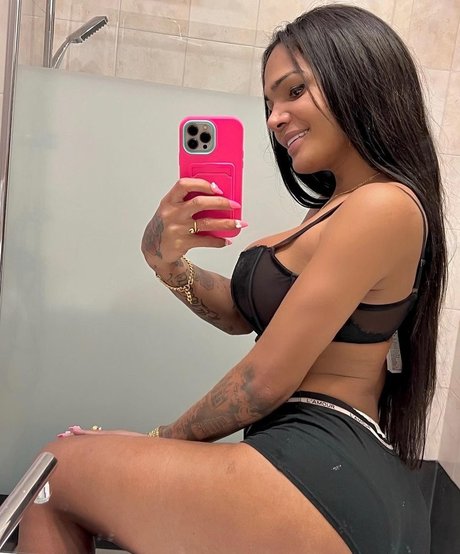 Foto di nudo di fuga di OnlyFans di Krissttal Ruizz