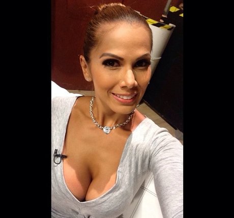 Ana Lucia Vega