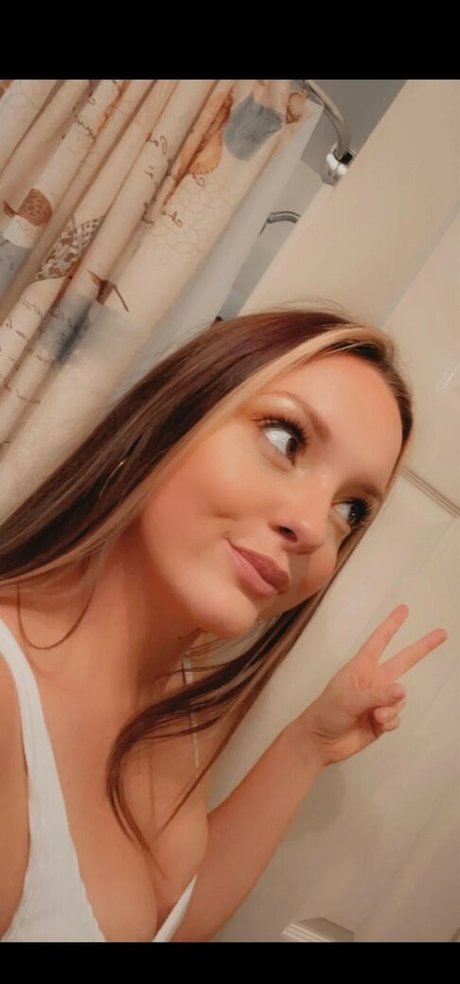 Foto di nudo di fuga di OnlyFans di Nikkicoxz