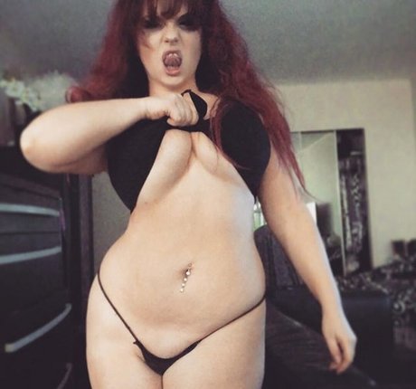 Foto di nudo di fuga di OnlyFans di Aredherring