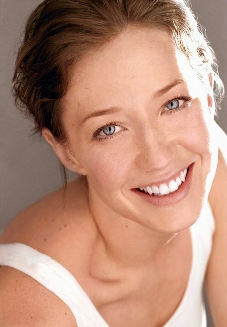 Carrie Coon