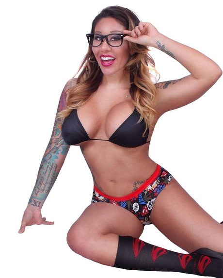 Foto di nudo di fuga di OnlyFans di Lexi Layne