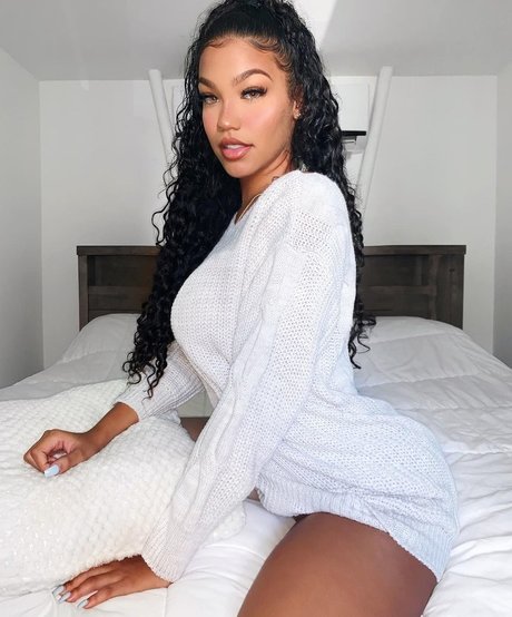 Foto di nudo di fuga di OnlyFans di Tiona Fernan